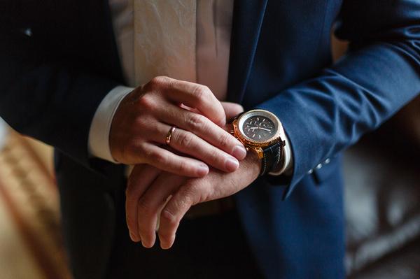 Gentlemen prefer Chrono Dial watches!